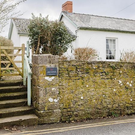 May Tree Cottage Manorbier 5 Mins From The Beach Sleeps 4 Eksteriør billede