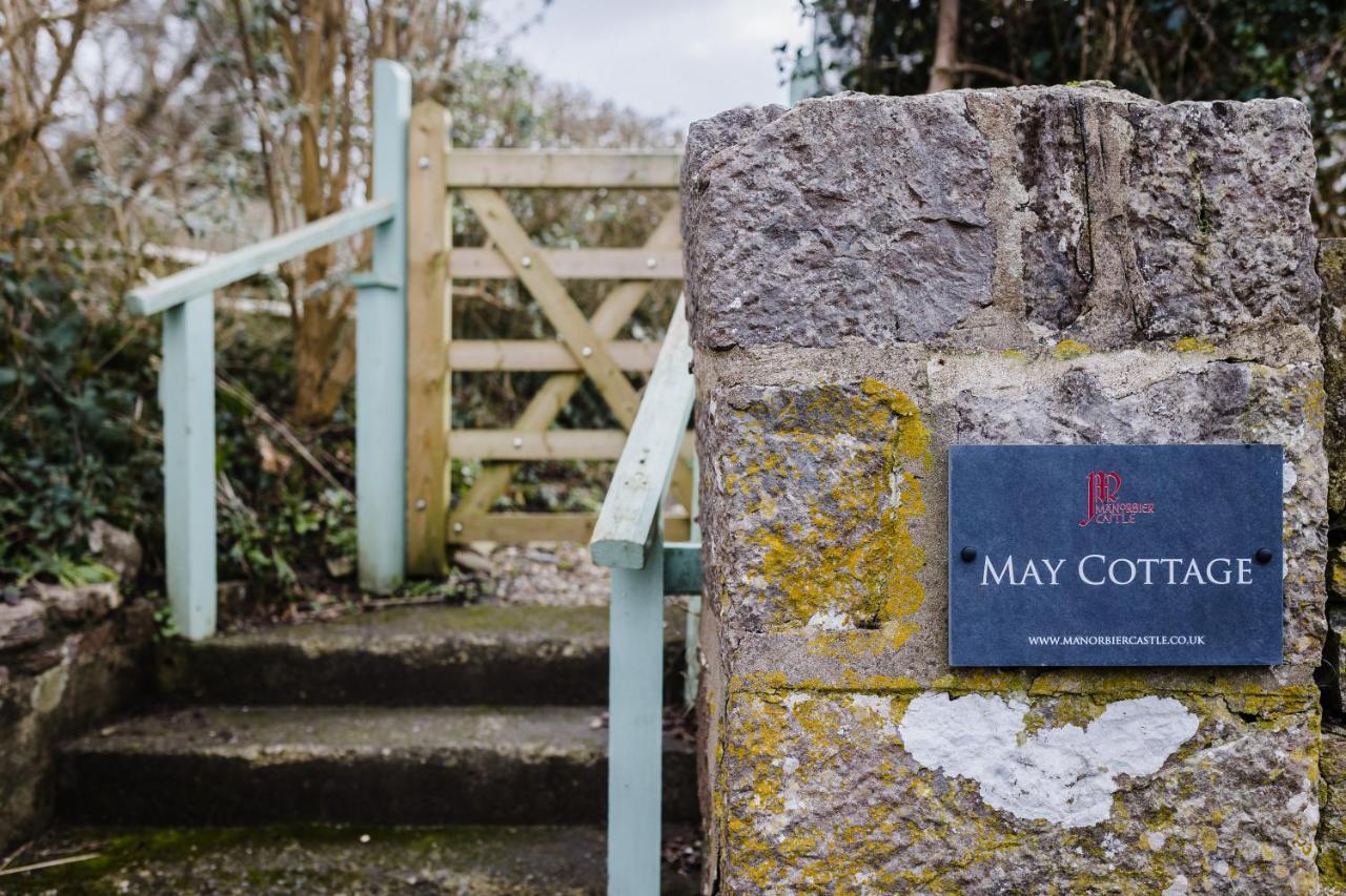 May Tree Cottage Manorbier 5 Mins From The Beach Sleeps 4 Eksteriør billede